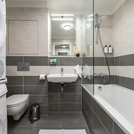 Appartement Citypark Skyline With Balcony & Free Parking
