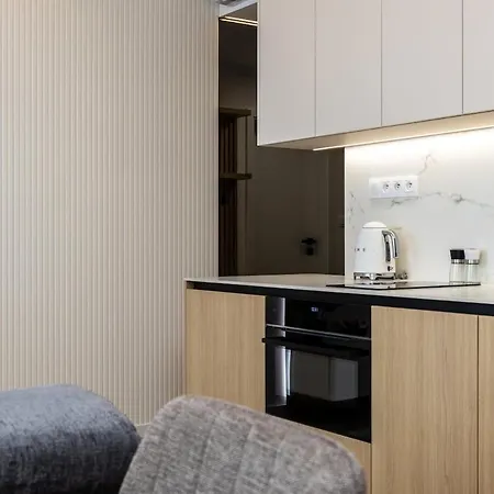 Citypark Skyline With Balcony & Free Parking * Bratislava